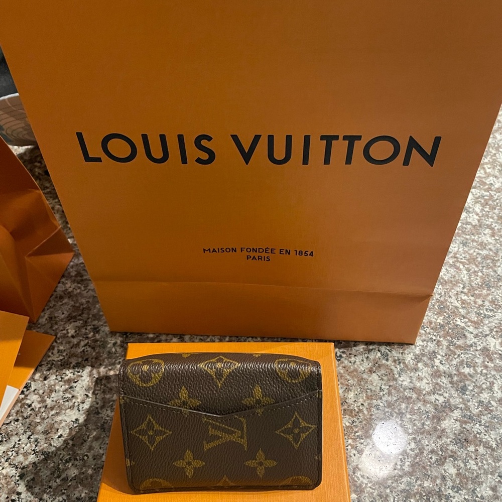 Louis Vuitton Pocket Organizer